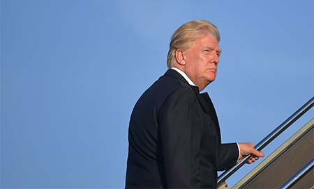 Acusan a Trump de recibir pagos de países extranjeros